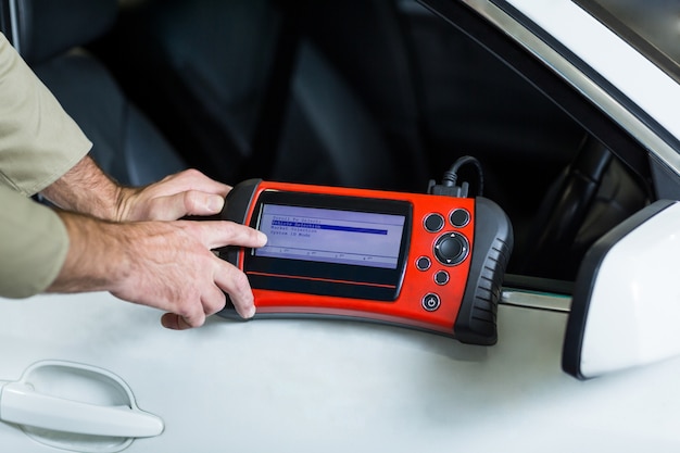 Безопасность при работе с электроникой