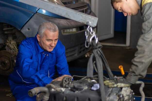 Проверка уровня и состояния трансмиссионной жидкости