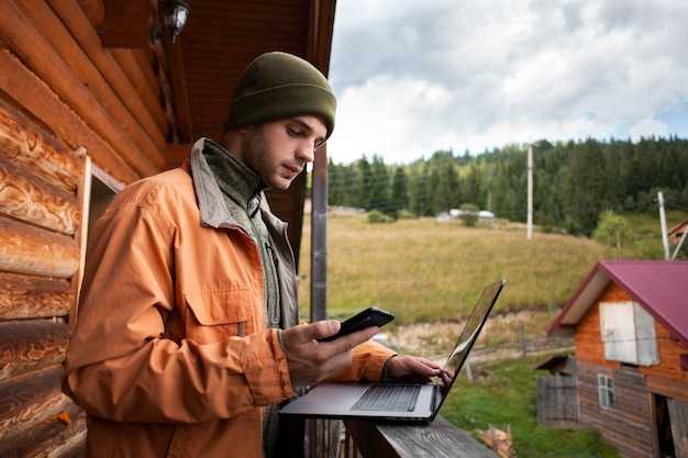 Поддерживаемые типы подключения: сотовая связь, Wi-Fi, проводной интернет