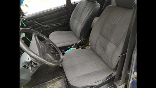 Полное руководство - как самостоятельно снять сиденье на ВАЗ 2104 без особых усилий и инструментов
